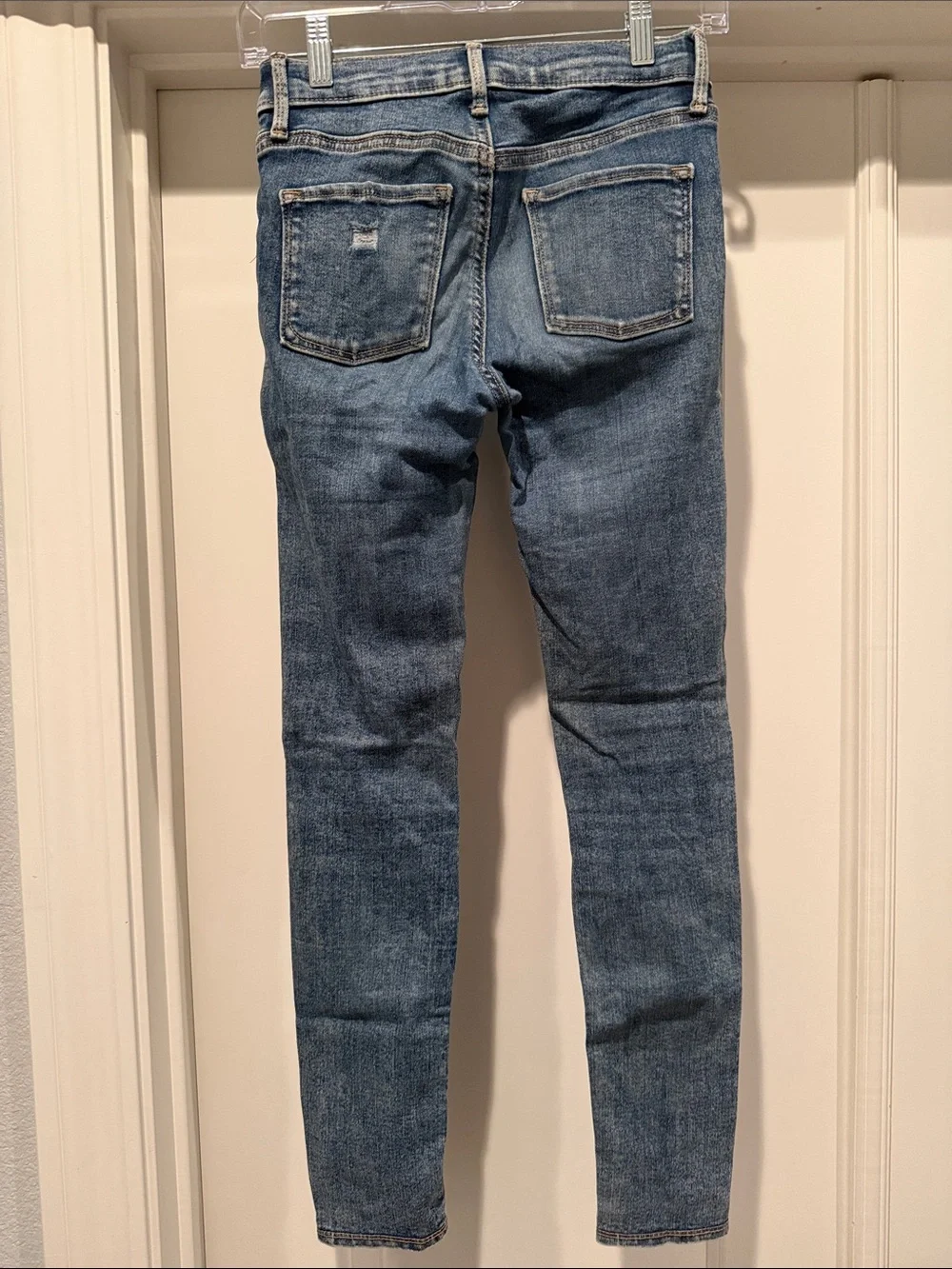 Distressed Skinny Jeans